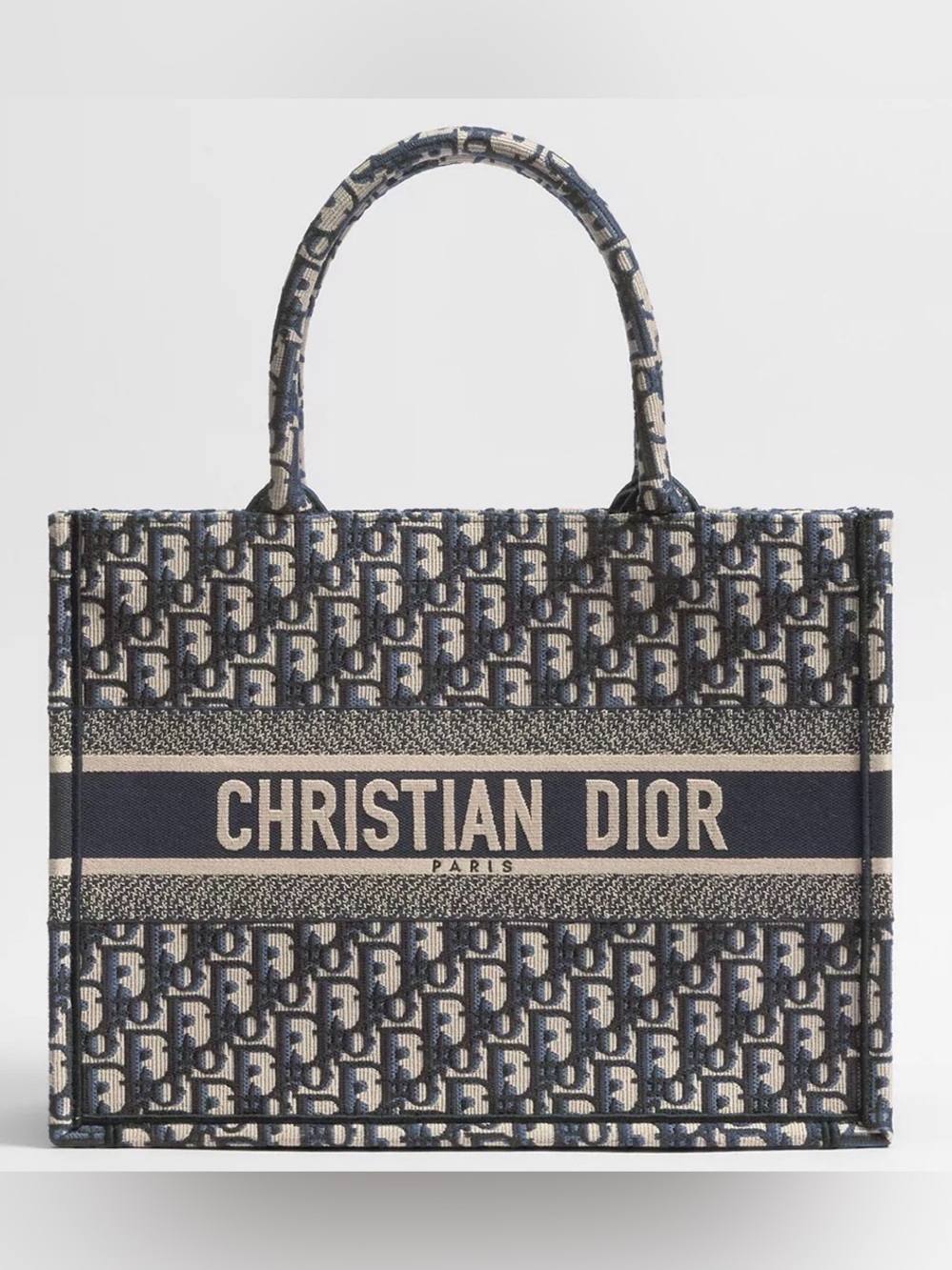 Dior Medium Dior Book Tote
Ecru and Blue Dior Oblique Embroidery